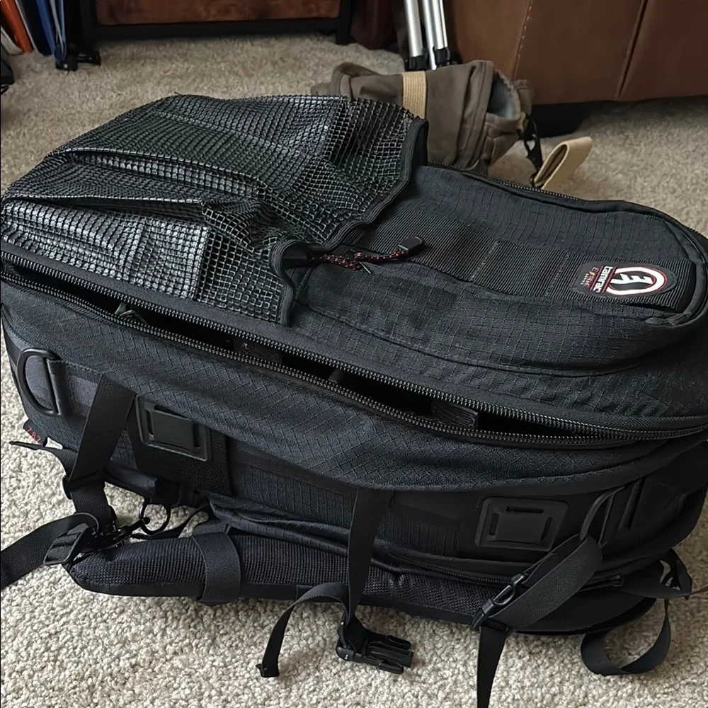 Black Camera Backpack - Picture 11 of 12